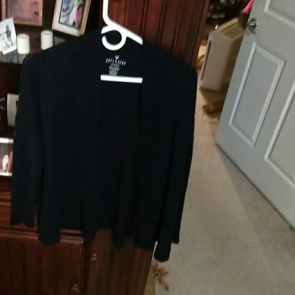 Sweater - Picture 2 of 2